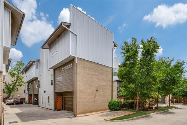 Primary Photo - 2452 Thatcher Dr