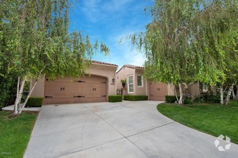 Primary Photo - 646 N Conejo School Rd