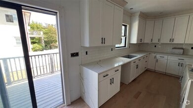Building Photo - 38 Elmwood Ave
