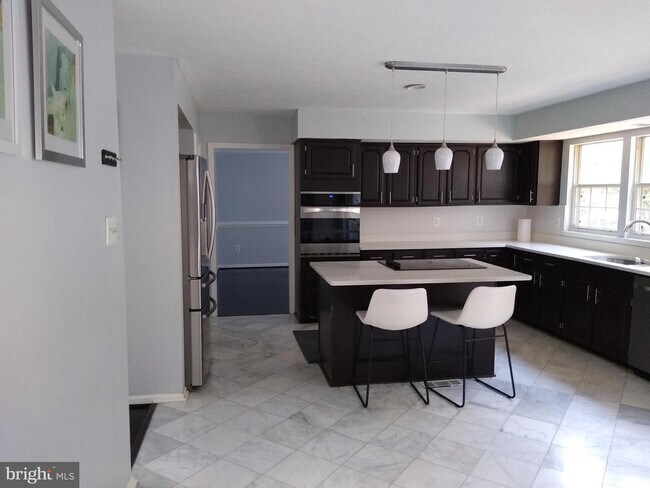 Foto del edificio - 12112 Backus Dr