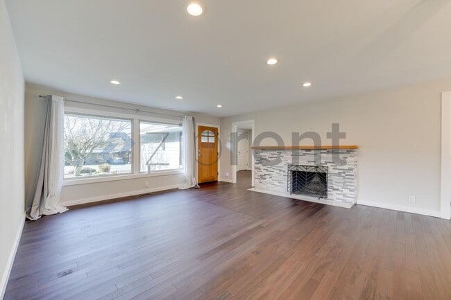 Building Photo - 1608 NW 197th St