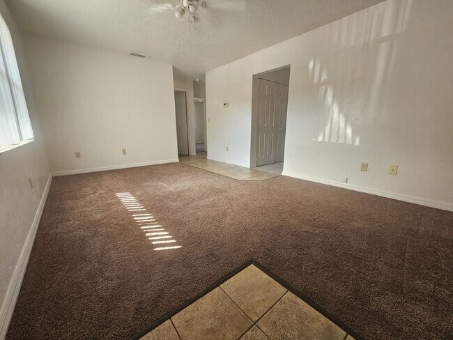 Foto del edificio - 660 8th St