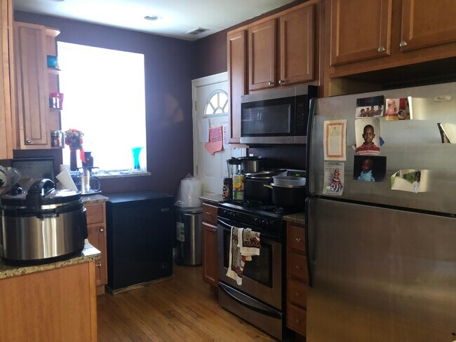 Foto del edificio - 4402 W Parker Ave