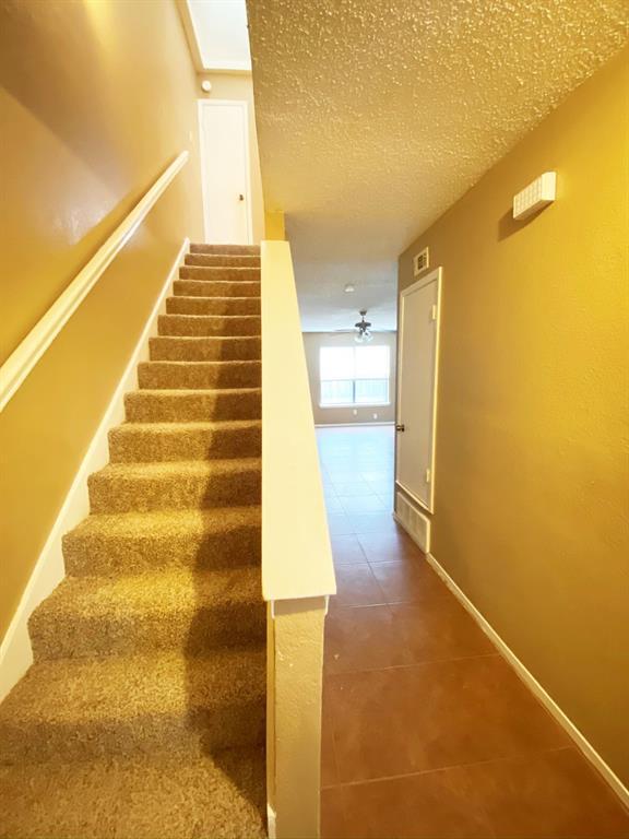 Building Photo - 1024 Southmoor Dr
