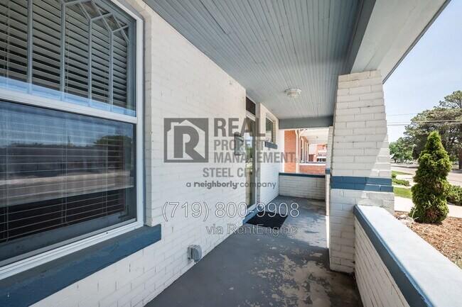 Foto del edificio - 121 Lake Ave