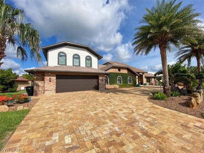 Building Photo - 5330 SW 11th Ct