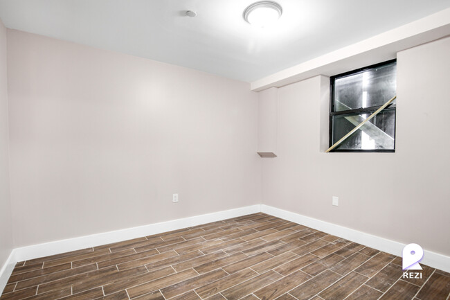 Building Photo - 1428 Franklin Ave