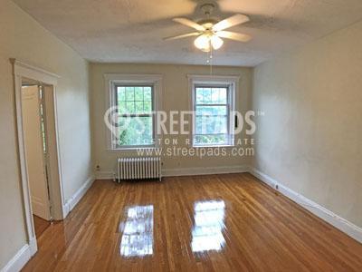 Foto principal - 2 bedroom in Brookline MA 02445