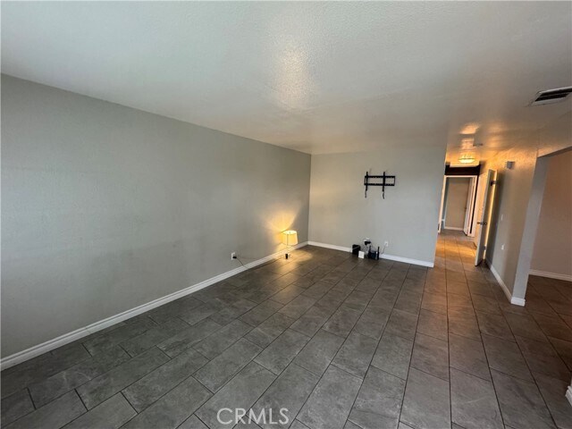 Foto del edificio - 428 E Montrose St