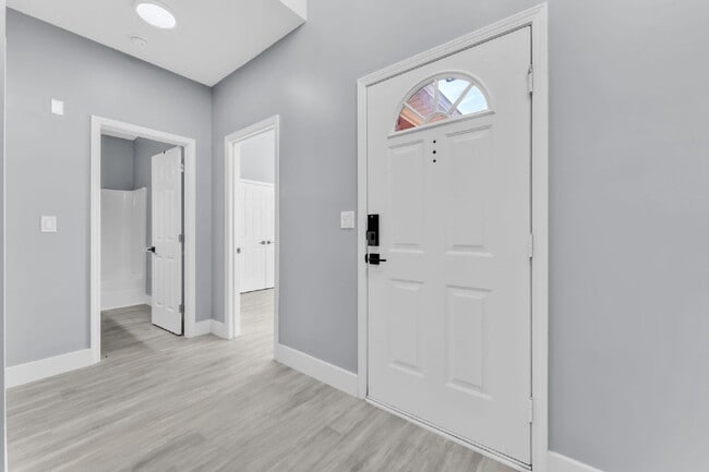Foto del edificio - Beautiful 3-Bedroom Retreat with 2 Full Baths in Scenic Woodruff $1,875/mo rent