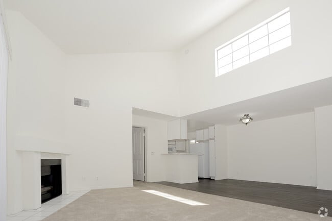 2BR, 2BA - Capri - Maravilla Apartments at CSUN