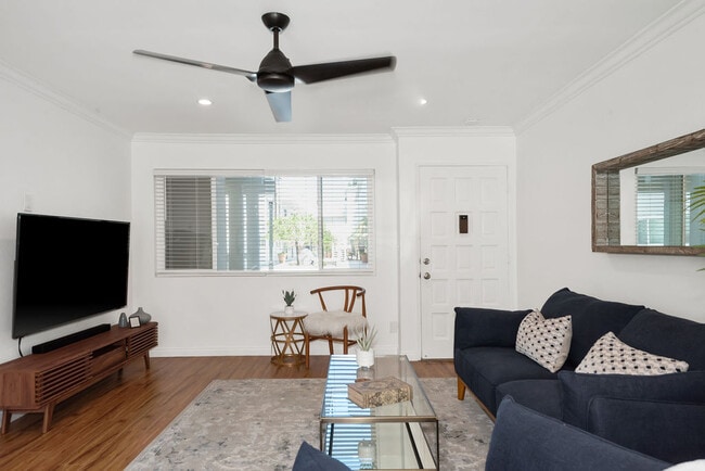 Foto del edificio - 2411 Prospect Ave