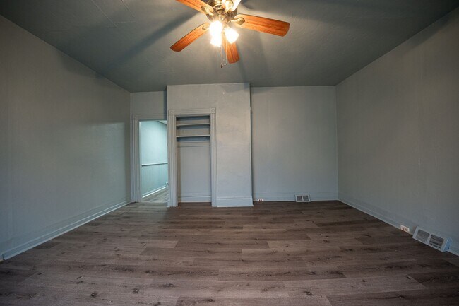 Foto del edificio - Available NOW! 1st Floor  2 Bed 1 Bath Apa...