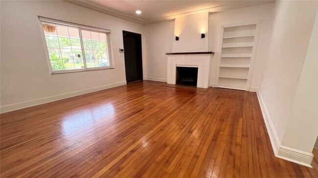 Building Photo - 229 Cadima Ave