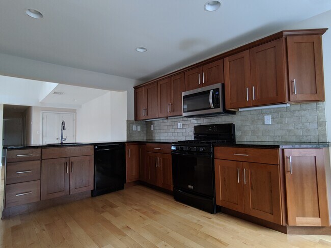 Kitchen - 30 S Sitgreaves St