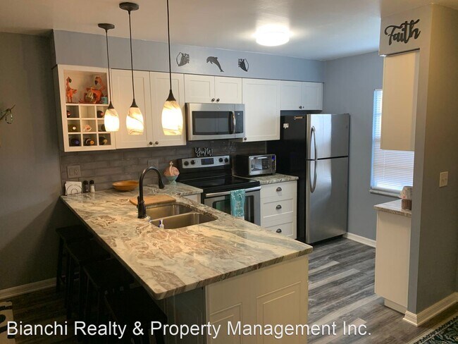 Foto del edificio - 2 br, 2 bath House - 13810 Mission Oaks