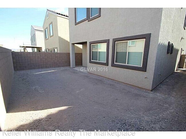 Building Photo - 3 br, 3 bath House - 1114 Aubrey Springs Ave