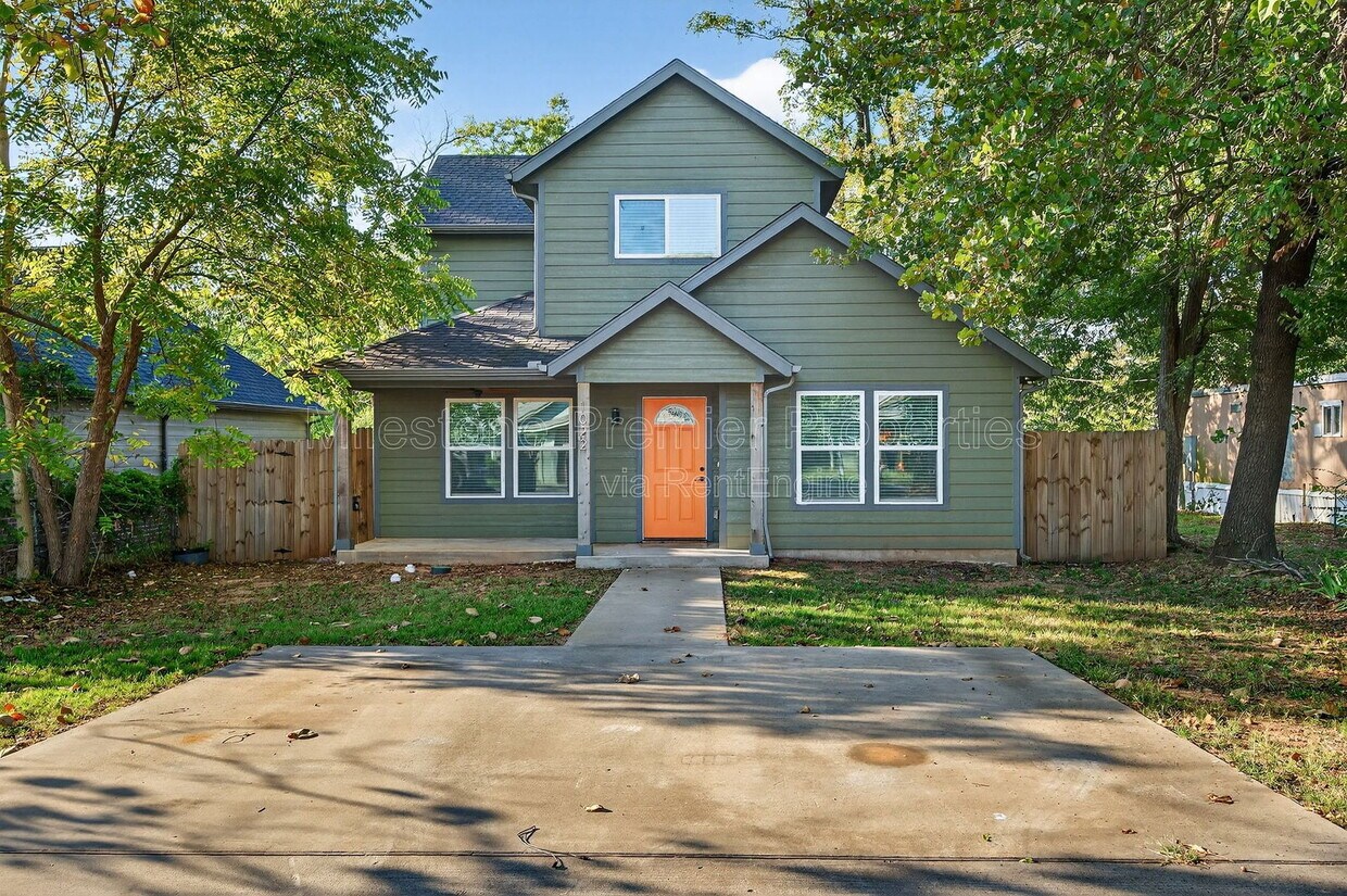 Foto principal - 1022 Rice St