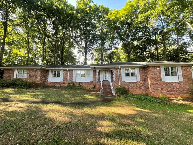 Primary Photo - 2815 Benson Dr