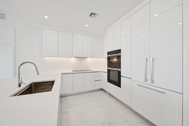 Foto del edificio - 220 Lake Shore Dr
