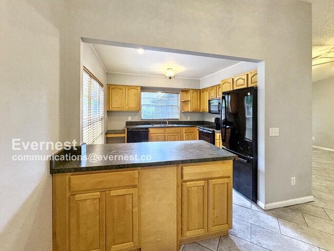 Building Photo - 9705 Cypress Shadow Ave