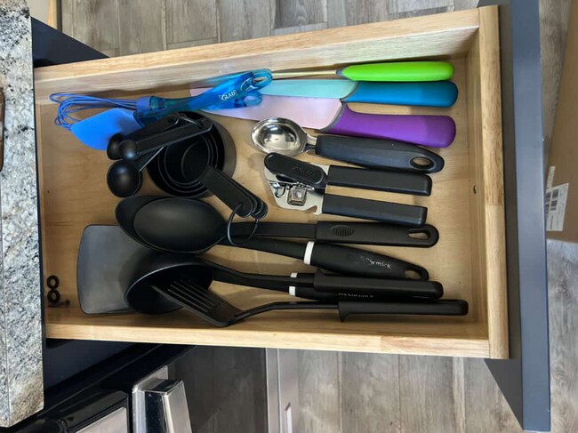 Building Photo - 55 Parkside Ave