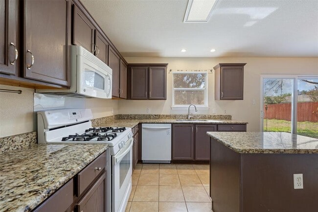 Building Photo - 2022 Killians Way