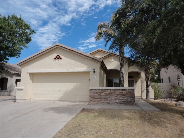 Building Photo - 837 S Roanoke St