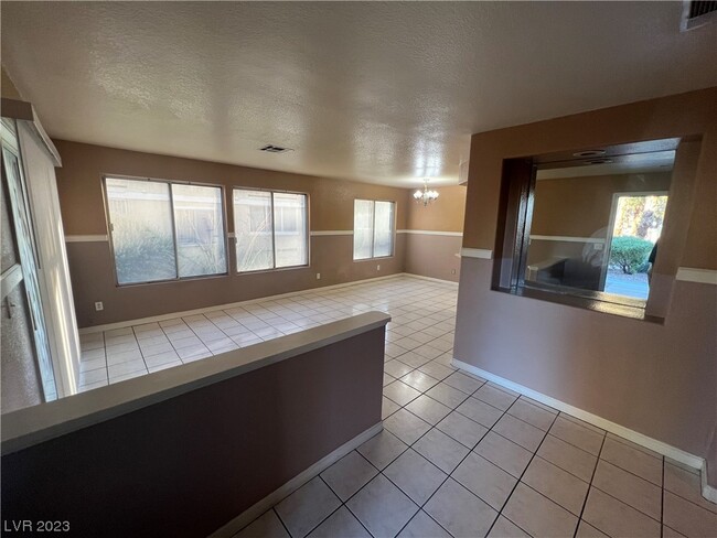 Building Photo - 4201 Blarney Ln