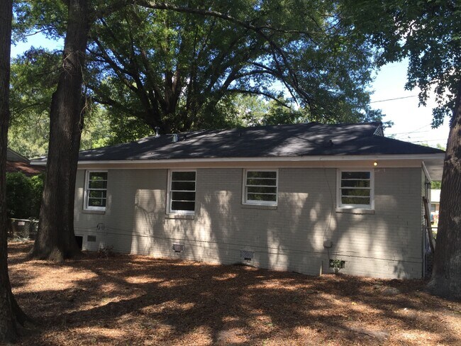Foto del edificio - **ON HOLD**Near Ft. Benning. Columbus, GA ...