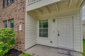 Building Photo - 6324 Austinville Dr