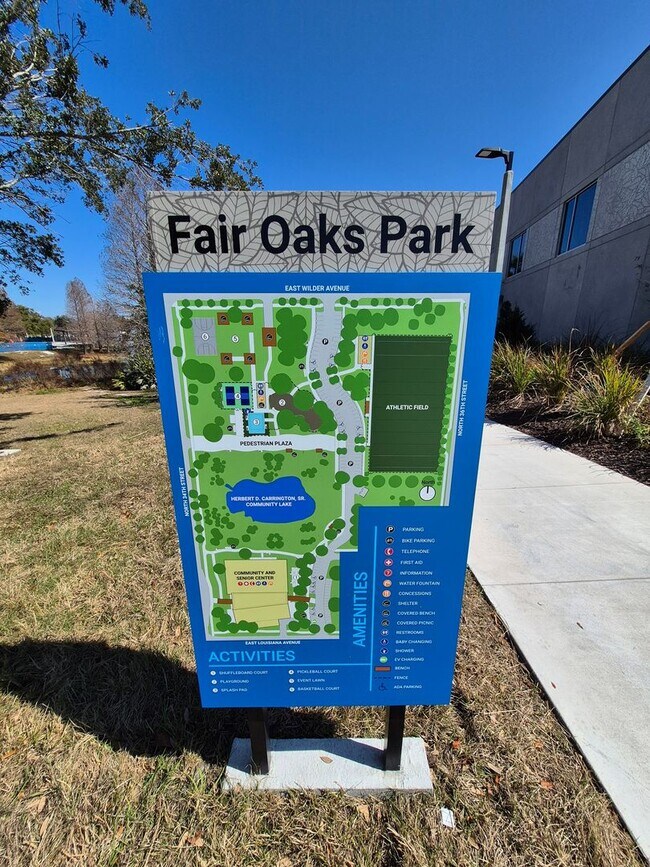 Building Photo - Fully Renovated 3BR Across from Fair Oaks Park | Fenced Yard