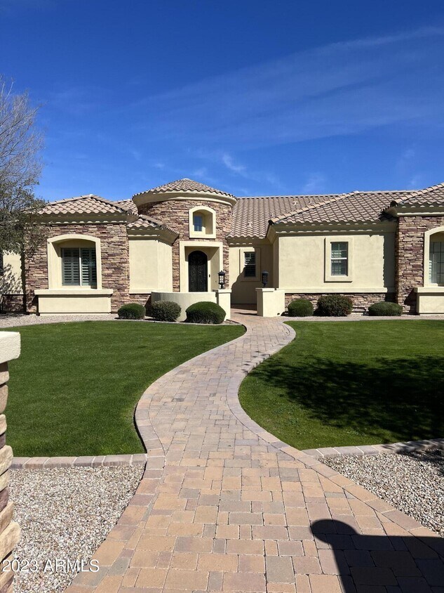 2746 E Haymore Ct, Gilbert, AZ 85298 House Rental in Gilbert, AZ