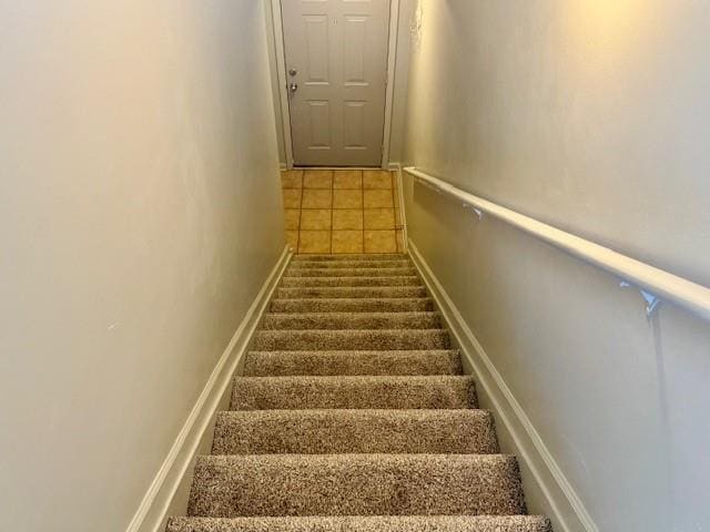 Building Photo - 1166 Village Ct SE