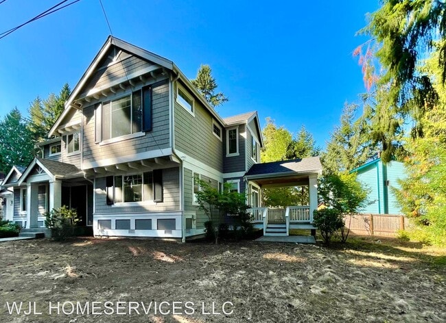 Building Photo - 5 br, 3 bath House - 12705 10th Ave NE