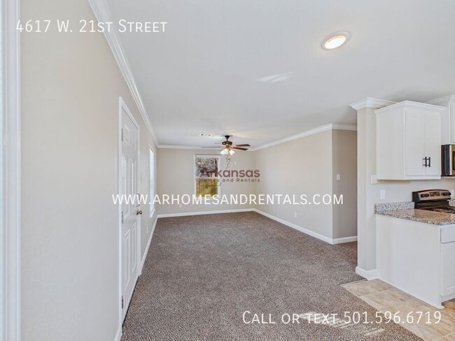 Foto del edificio - 4617 W 21st St