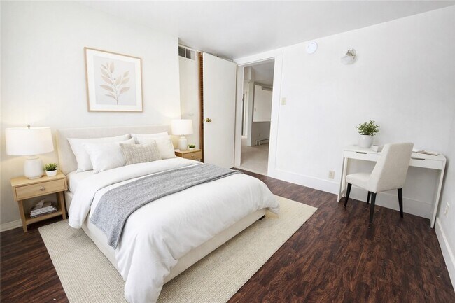 Foto del edificio - 130 E Elisha St