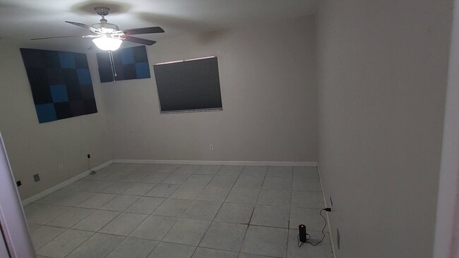 Foto del edificio - 1432 SE 16th St