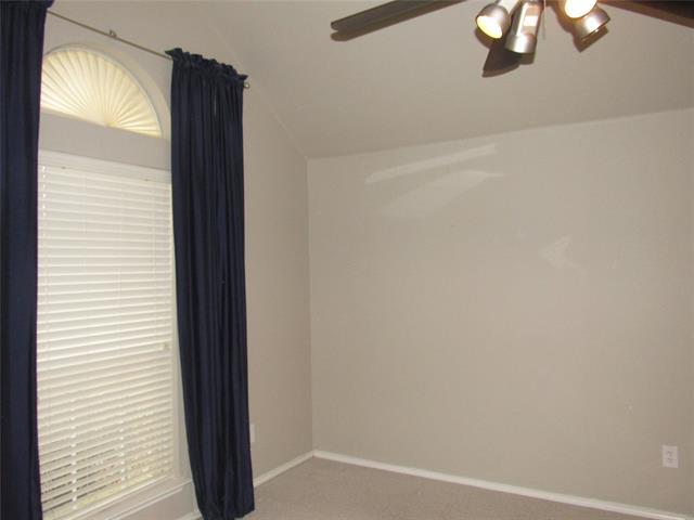 Foto del edificio - 2325 Keystone Dr