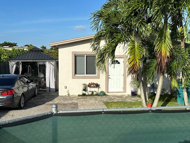 Building Photo - 5300 SW 122nd Ave