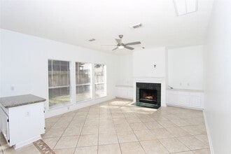 Building Photo - 3311 Twelve Oaks Ln