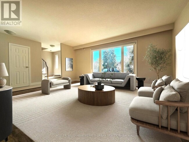 Building Photo - 976 Timmins Gardens