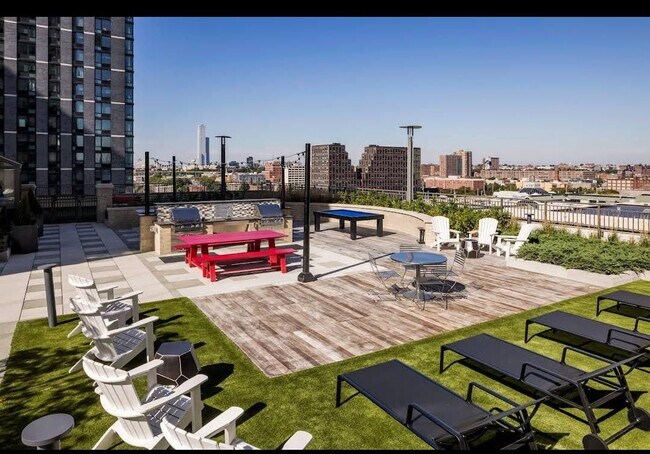 Foto del edificio - 427 Washington Blvd