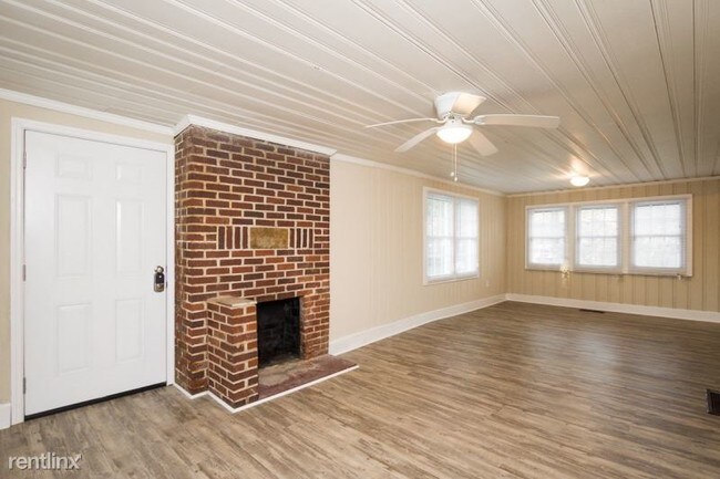 Building Photo - 3 br, 2 bath House - 301 Old Griffin Rd