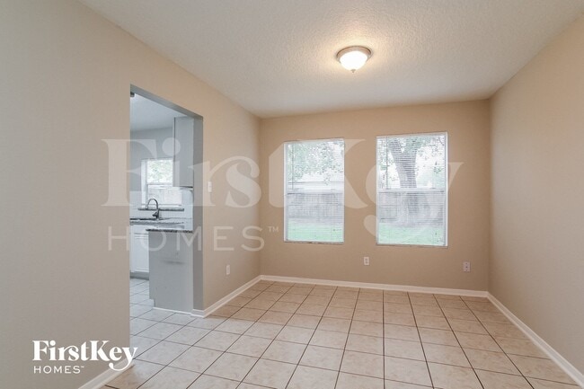 Building Photo - 947 Leadenhall Cir