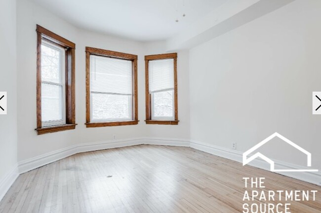 Photo - 3820 N Sheffield Ave Apartment