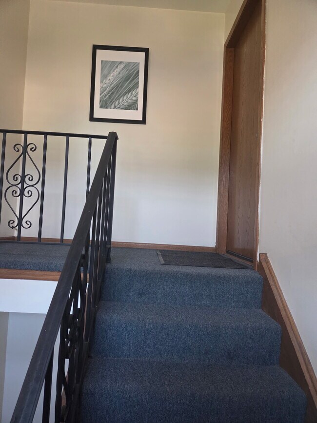 Foto del edificio - 8647 W Catherine Ave