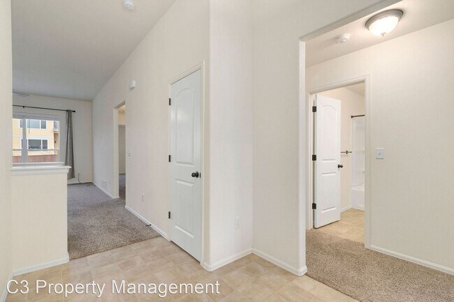 Foto del edificio - 5 br, 2.5 bath House - 2110 Peach Blossom Dr