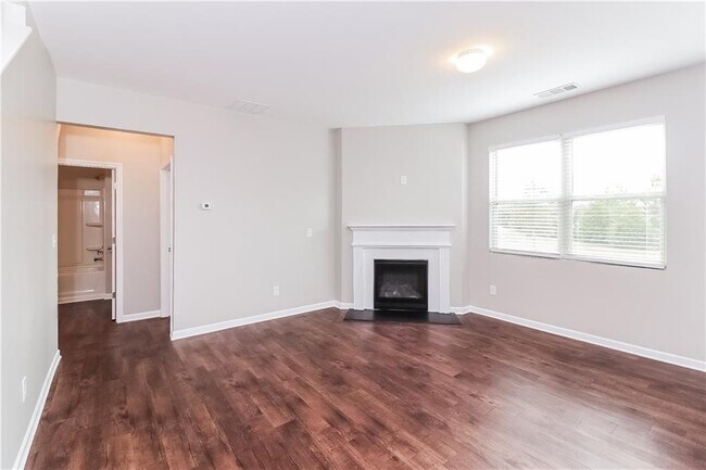 Foto del edificio - 315 Heritage Club Cir