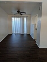 Building Photo - 1233 E Drachman St